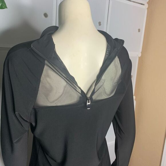 Barcelino Contrast Mesh Long Sleeve Top Size Medium - Picture 10 of 10